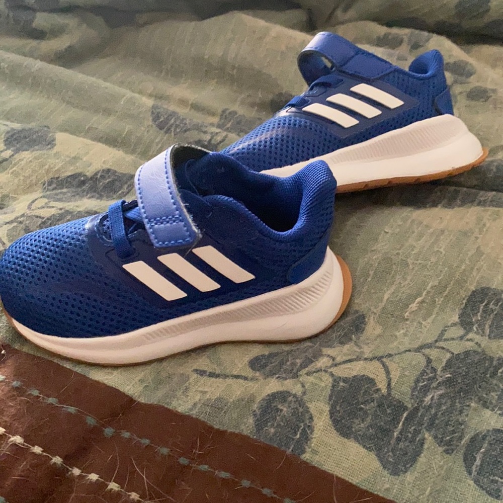 Blue Adidas Runfalcon. Never worn, size 5